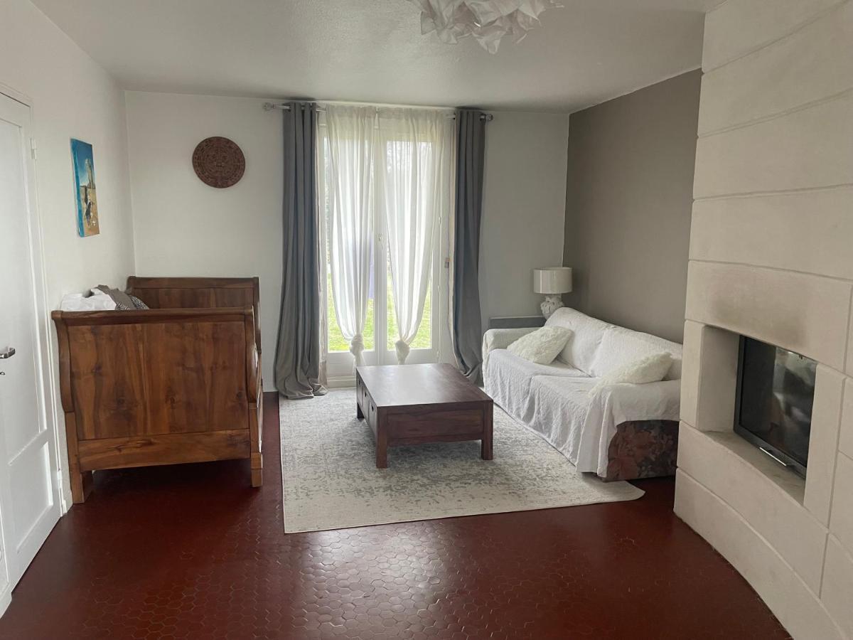 Bed and Breakfast Les Terrasses Des Gardies Pignan Экстерьер фото